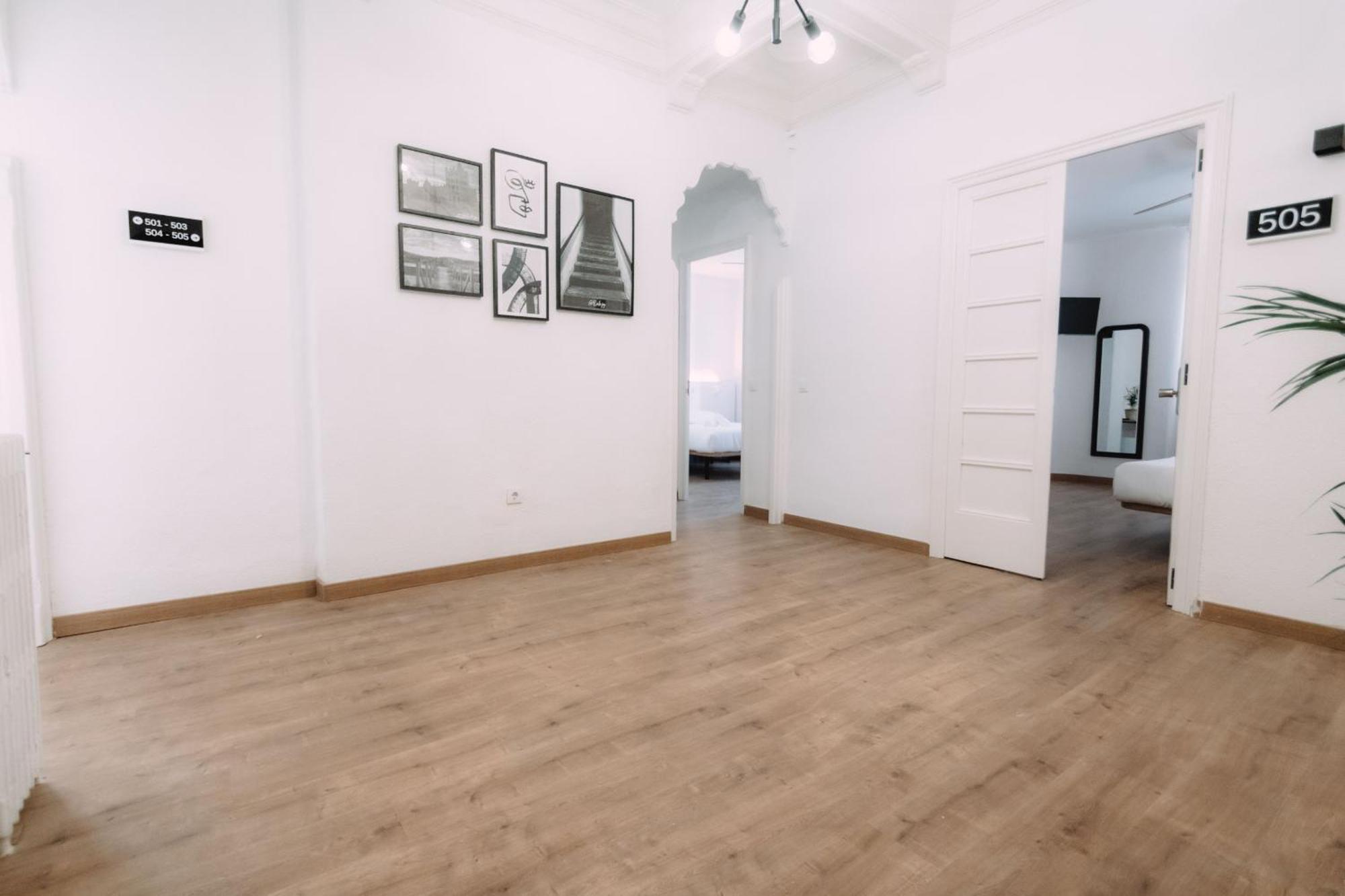 Concept Rooms Valencia Exterior photo